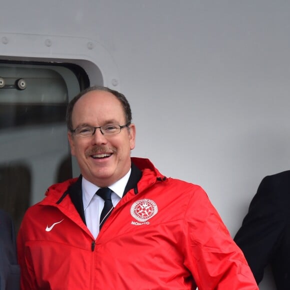 Le prince Albert de Monaco et le prince Andrew, Duc d'York, parrains de la branche monégasque de l'association britannique Outward Bond, étaient réunis le 8 novembre 2017 au port Hercule en principauté pour la première édition de la régate d'aviron The Princes' Cup. © Bruno Bebert / Bestimage