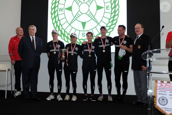 Le prince Albert de Monaco et le prince Andrew, Duc d'York, parrains de la branche monégasque de l'association britannique Outward Bond, étaient réunis le 8 novembre 2017 au port Hercule en principauté pour la première édition de la régate d'aviron The Princes' Cup. © Bruno Bebert / Bestimage