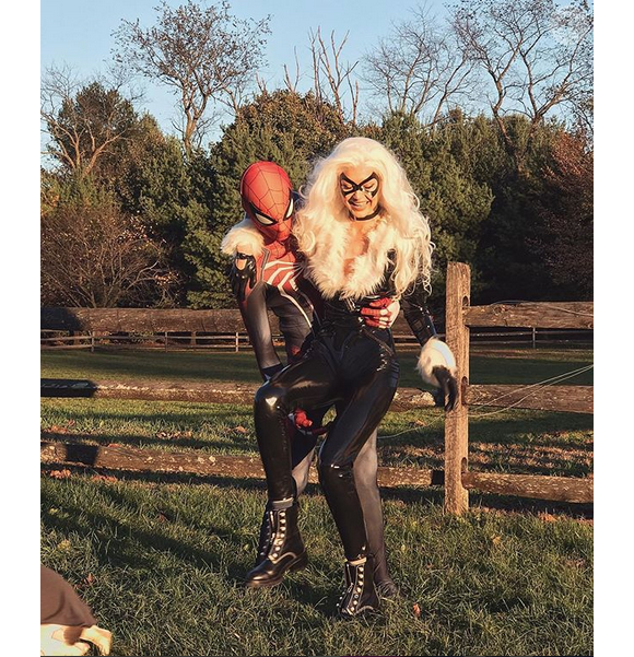 Zayn Malik et Gigi Hadid déguisés pour Halloween. Octobre 2017.