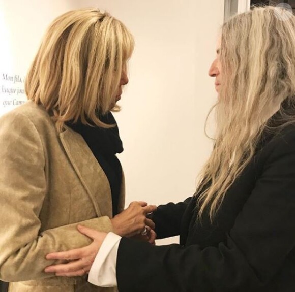 Brigitte Macron a rencontré Patti Smith lors de Paris photo, le 10 novembre 2017.