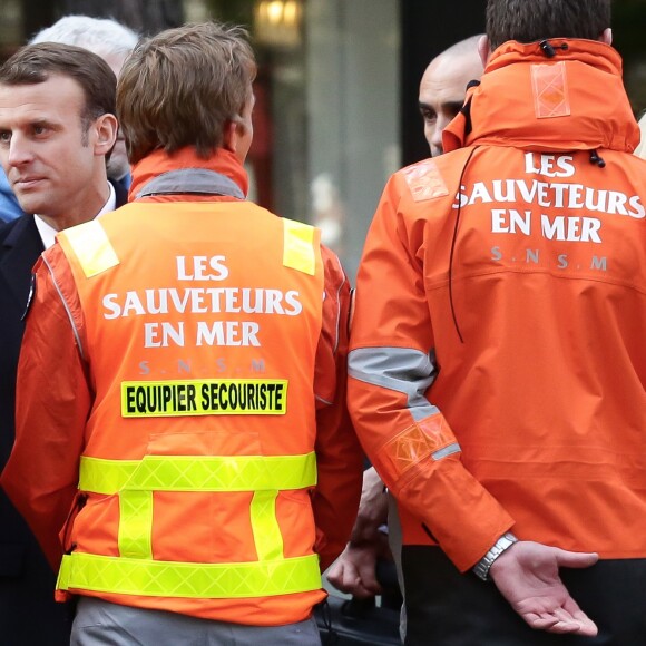 Le Président de la République, Emmanuel Macron et Brigitte Macron lors de la commémoration du second anniversaire des attentats du 13 novembre 2015 au Bataclan à Paris le 13 novembre 2017. © Stéphane Lemouton / Bestimage