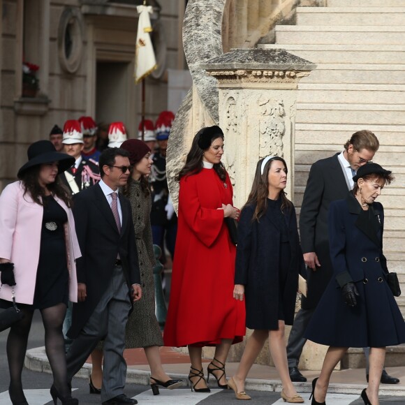 Louis Ducruet, Camille Gottlieb, Charlotte Casiraghi, Tatiana Santo Domingo et son mari Andrea Casiraghi - La famille princière de Monaco arrive à la cathédrale lors de la fête nationale monégasque, à Monaco, le 19 novembre 2017. © Dominique Jacovides/Bestimage