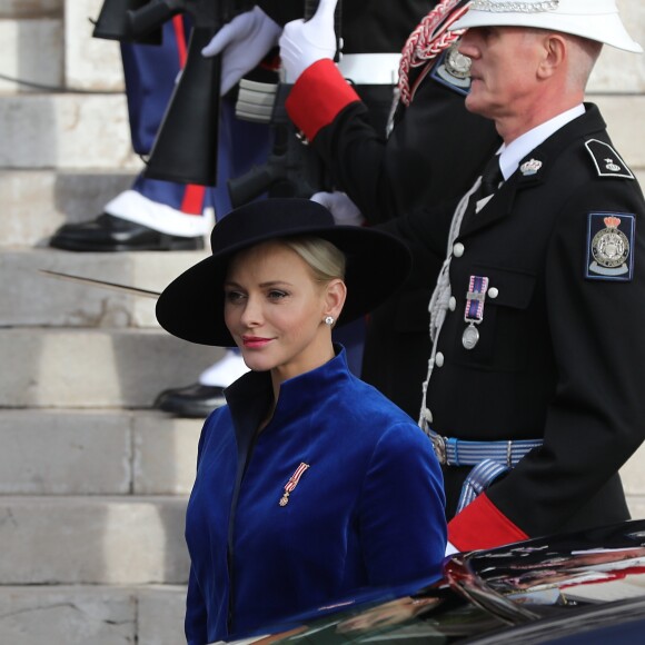 La princesse Charlène de Monaco - La famille princière de Monaco arrive à la cathédrale lors de la fête nationale monégasque, à Monaco, le 19 novembre 2017. © Dominique Jacovides/Bestimage
