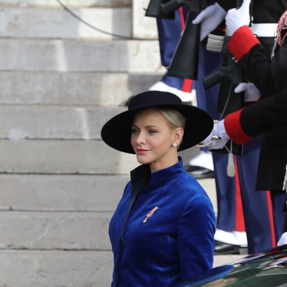 La princesse Charlène de Monaco - La famille princière de Monaco arrive à la cathédrale lors de la fête nationale monégasque, à Monaco, le 19 novembre 2017. © Dominique Jacovides/Bestimage