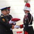 Le prince Albert II de Monaco - La famille princière de Monaco dans la cour du Palais Princier lors de la fête nationale monégasque, à Monaco, le 19 novembre 2017. ©© Jean-Charles Vinaj/Pool restreint Monaco/Bestimage