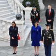 La princesse Stéphanie de Monaco, la princesse Charlène de Monaco, le prince Albert II de Monaco et la princesse Caroline de Hanovre - La famille princière de Monaco dans la cour du Palais Princier lors de la fête nationale monégasque, à Monaco, le 19 novembre 2017. ©© Jean-Charles Vinaj/Pool restreint Monaco/Bestimage