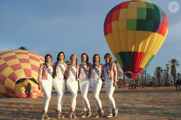 Miss Île-de-France, Miss Franche-Comté, Miss Languedoc-Roussillon, Miss Nord-pas-de-Calais, Miss Picardie et Miss Corse en Californie, lors d'une activité montgolfière, le 20 novembre 2017.