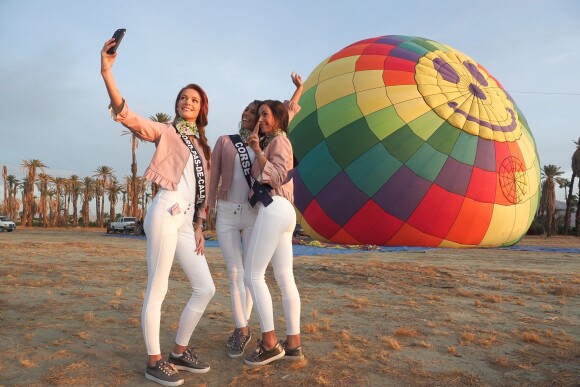 Les Miss en Californie, le 20 novembre 2017 lors d'une activité montgolfière à Palm Springs.