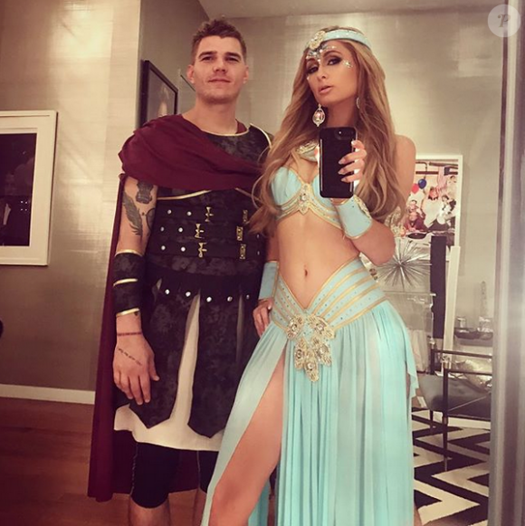 Selfie de Paris Hilton et son compagnon Chris Zylka. Octobre 2017.