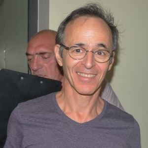 Exclusif - Jean-Jacques Goldman - Vente aux enchères à l'occasion du 20ème anniversaire du spectacle "Les Vendanges du Coeur" à Ouveillan, près de Narbonne (Aude) au profit des "Restos du Coeur" le 20 juillet 2014