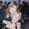 Carla Bruni et sa mère Marisa Borini - Dîner LINK pour les 30 ans de AIDES au Palais d'Iéna à Paris le 8 décembre 2014.
