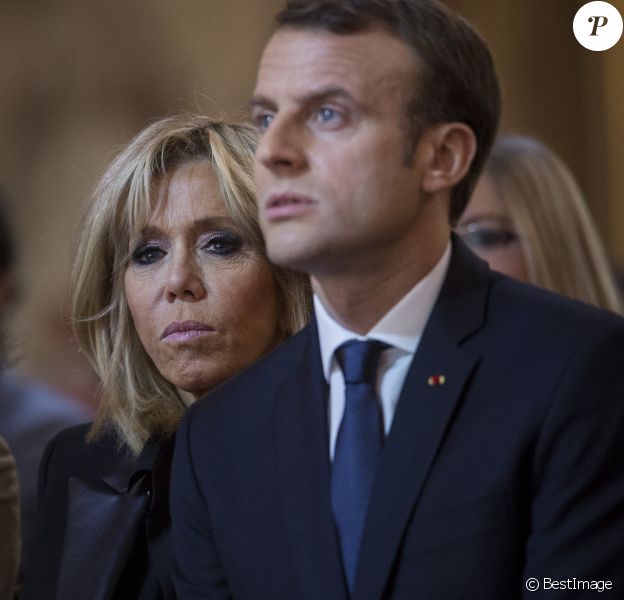 Le président Emmanuel Macron reçoit des personnalités à l'Elysée à l'occasion de la Journée internationale pour l'élimination des violences faites aux femmes à Paris le 25 novembre 2017. © Zihnioglu Kamil / Pool / Bestimage