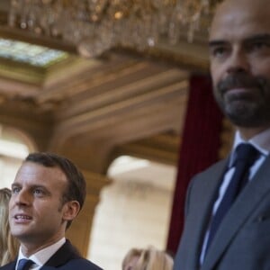 Le président Emmanuel Macron et le premier ministre Edouard Philippe - Le président Emmanuel Macron reçoit des personnalités à l'Elysée à l'occasion de la Journée internationale pour l'élimination des violences faites aux femmes à Paris le 25 novembre 2017. © Zihnioglu Kamil / Pool / Bestimage