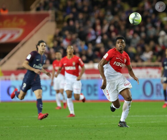 Edinson Cavani et DE Jesus Nascimento Jemerson - Match AS Monaco - PSG au Stade Louis II. Monaco, le 26 novembre 2017.