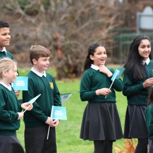 Kate Middleton, enceinte, en visite à l'école Robin Hood à Londres le 29 novembre 2017 pour les dix ans de la campagne de la Royal Horticultural Society en faveur du jardinage.