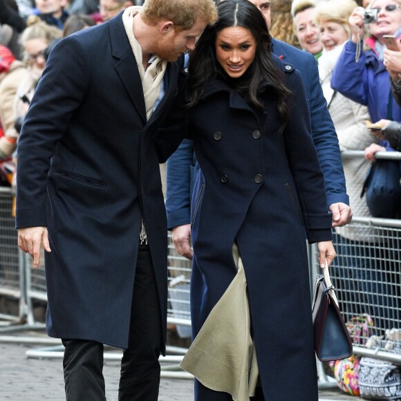 Le prince Harry et Meghan Markle arrivent au centre d'art contemporain de Nottingham  pour la journée mondiale de la lutte contre le sida du Terrence Higgins Trust, le 1er decembre 2017. Leur premier engagement officiel en couple après l'annonce de leurs fiançailles.