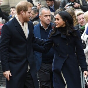 Le prince Harry et Meghan Markle arrivent au centre d'art contemporain de Nottingham  pour la journée mondiale de la lutte contre le sida du Terrence Higgins Trust, le 1er decembre 2017. Leur premier engagement officiel en couple après l'annonce de leurs fiançailles.