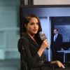 Meghan Markle évoquant en mars 2016 à New York dans les locaux d'AOL son rôle de Rachel Zane dans la série Suits.