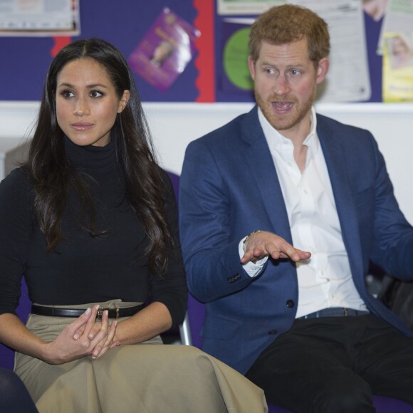 Meghan Markle accompagnait son fiancé le prince Harry en engagement officiel à Nottingham le 1er décembre 2017 pour la première fois suite à l'annonce de leurs fiançailles.
