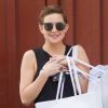 Exclusif - Kate Hudson est allée faire du shopping avec ses enfants Ryder et Bingham et d'autres membres de sa famille au Country Mart Brentwood, le 2 décembre 2017