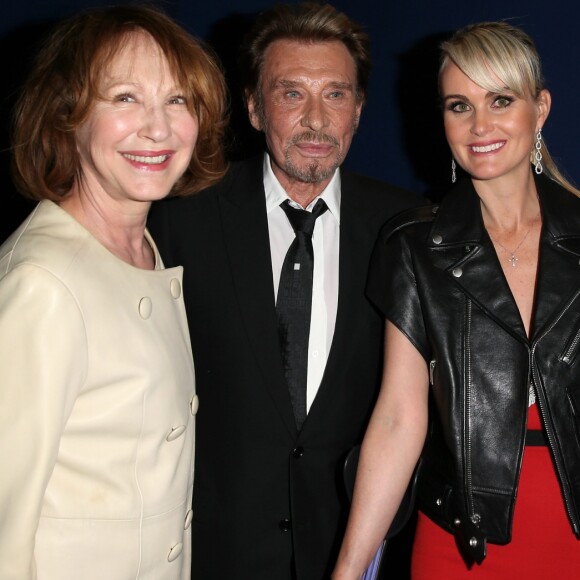 Nathalie Baye, Johnny Hallyday et sa femme Laeticia - Avant-première de 'Salaud on t'aime' à l'UGC Normandie sur les Champs-Elysées à Paris le 31 mars 2014.