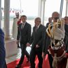 Le président Emmanuel Macron est accueilli à l'aéroport de Alger par A .Bensalah, le président du conseil de la nation le 6 décembre 2017. @ Ludovic Marin / Pool / Bestimage