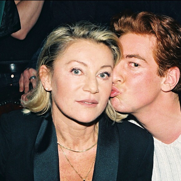 Sheila et son fils Ludovic Chancel au Queen en novembre 1998
