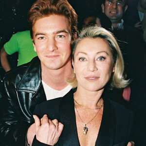 Sheila et son fils Ludovic Chancel au Queen en novembre 1998