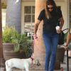 Exclusif - Caitlyn Jenner avec son chien au Starbucks à Malibu. Le 30 août 2017