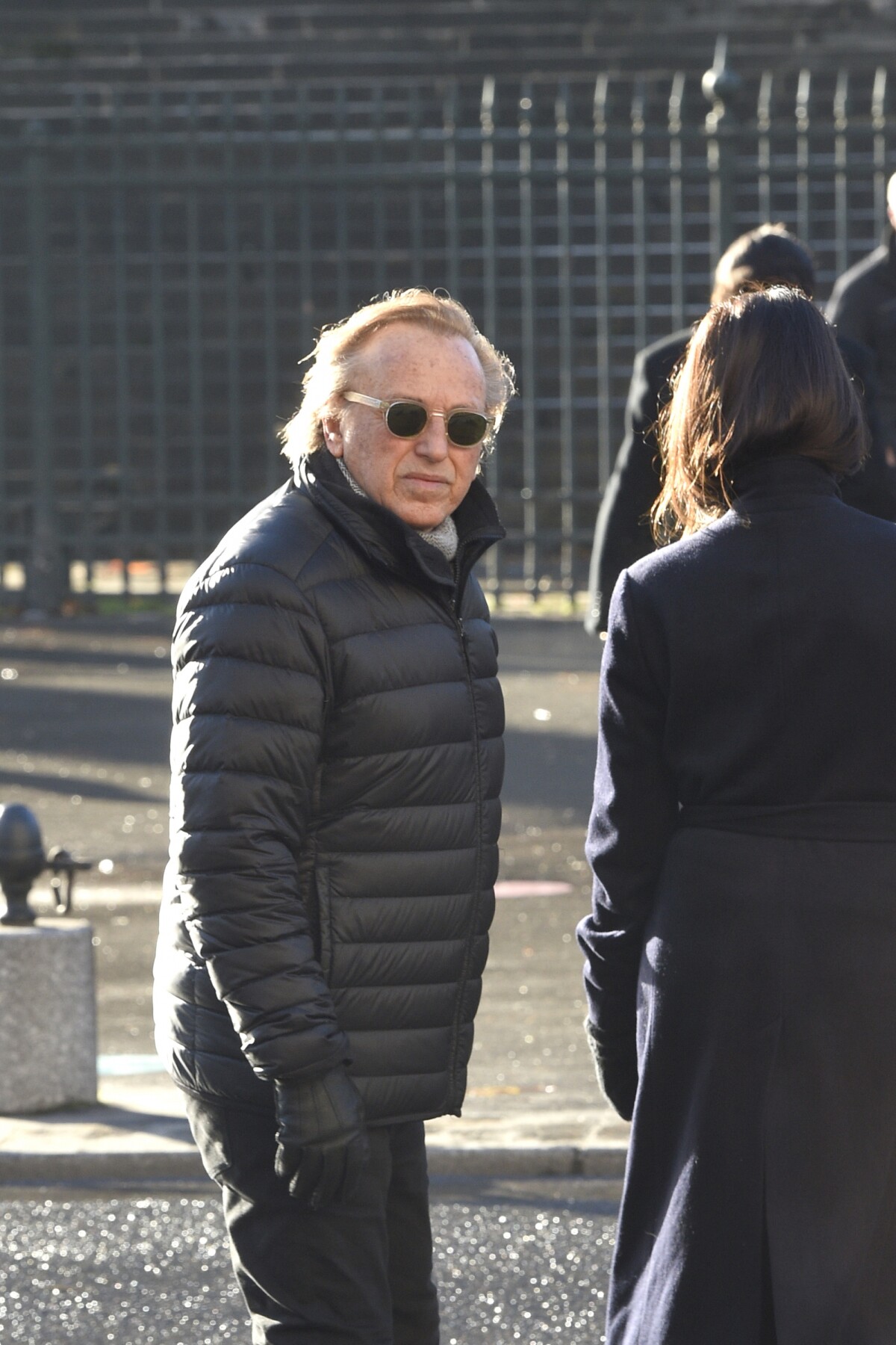 Photo Alexandre Arcady Arrivées des personnalités en l'église de La