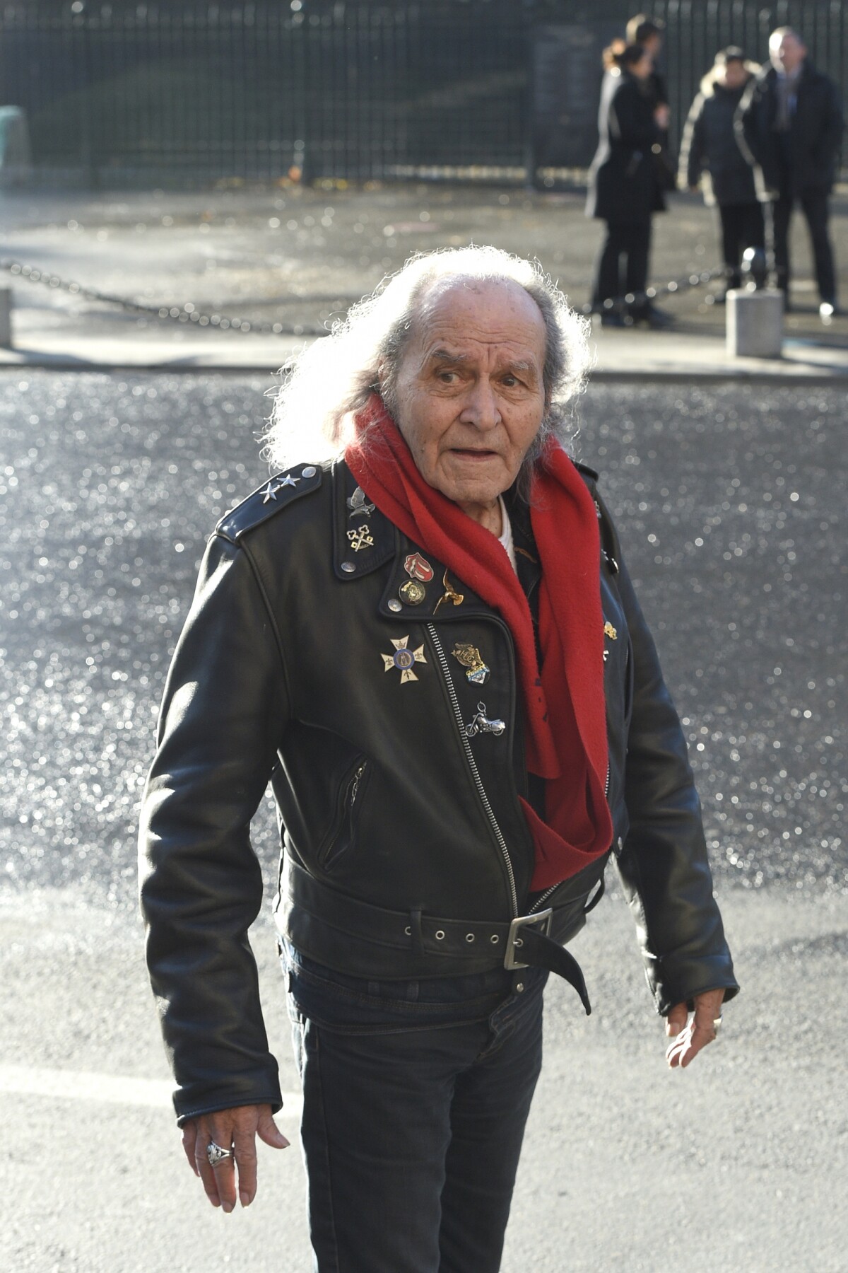 Photo Guy Gilbert Arrivées des personnalités en l'église de La