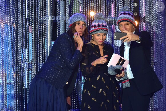 Zazie, Laura Tenoudji et Nagui - 31ème édition du Téléthon 2017 (AFMTéléthon) au Pavillon Baltard à Nogent-Sur-Marne, France, le 9 décembre 2017. © Gian Gorassini / Bestimage