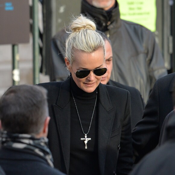 Laeticia Hallyday - Sortie de l'église de la Madeleine après les obsèques de Johnny Hallyday à Paris le 9 décembre 2017. © Veeren / Bestimage