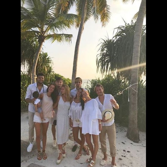 Jo-Wilfried Tsonga, sa compagne Noura El Shwekh et leur fils Sugar ont passé plusieurs jours aux Maldives après que l'équipe de France a remporté la Coupe Davis. 