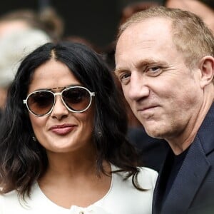 Salma Hayek et son mari François-Henri Pinault - Célébrités au défilé de mode collection Printemps/Eté 2018 Giambattista Valli lors de la Fashion Week à Paris, France, le 2 octobre 2017.