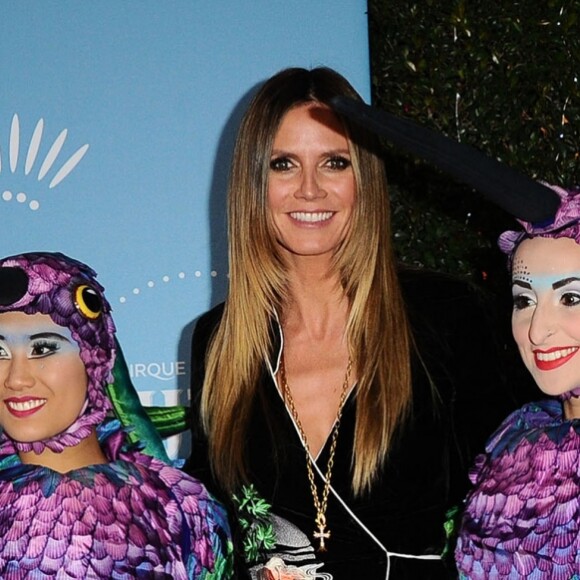 Heidi Klum assiste à l'avant-première du spectacle "Luzia" du Cirque du Soleil au Dodger Stadium. Los Angeles, le 12 décembre 2017.