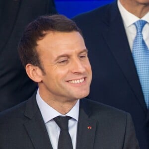 Le président Emmanuel Macron et la chancelière d'Allemagne Angela Merkel lors de la photo de famille des chefs d'état et de gouvernement de l'Union Européenne à Bruxelles le 14 décembre 2017.