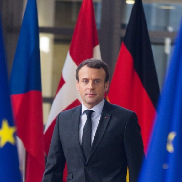 Le président Emmanuel Macron lors de la photo de famille des chefs d'état et de gouvernement de l'Union Européenne à Bruxelles le 14 décembre 2017.