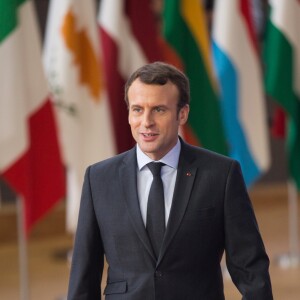 Le président Emmanuel Macron lors de la photo de famille des chefs d'état et de gouvernement de l'Union Européenne à Bruxelles le 14 décembre 2017.