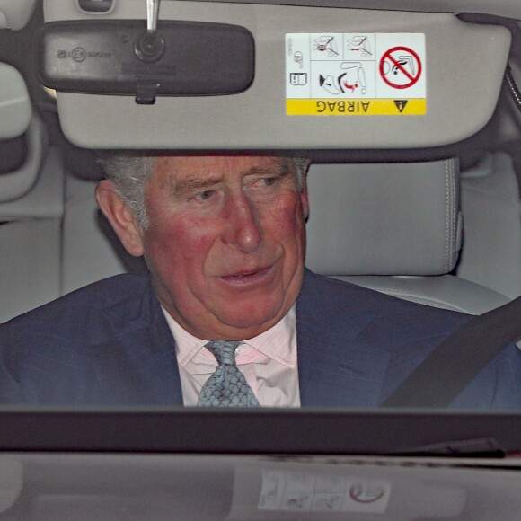 Le prince Charles au palais de Buckingham pour le traditionnel déjeuner de Noël organisé par la reine Elizabeth II, le 20 décembre 2017 à Londres.
