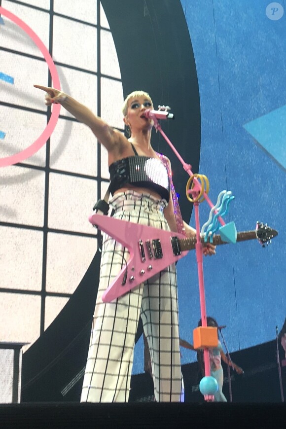 Katy Perry en concert au Staples Center à Los Angeles, le 11 novembre 2017