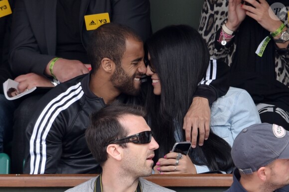 Lucas Moura et sa chérie Larissa Saad à Roland-Garros en 2015.