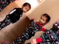 North et Saint West : Adorables en pyjamas assortis pour la chasse aux cadeaux