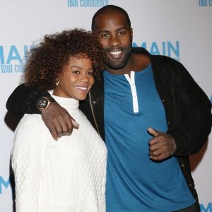 Teddy Riner et sa compagne Luthna lors de l'avant-première du film "Demain tout commence" au Grand Rex à Paris le 28 novembre 2016.