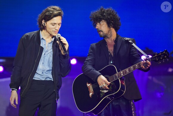 Exclusif - Raphaël et Yarol Poupaud - Enregistrement de l'émission "Johnny, toute la musique qu'ils aiment" à la Seine Musicale, le 13 décembre 2017. L'émission sera diffusée le samedi 6 janvier sur TF1 © Perusseau-Veeren / Bestimage