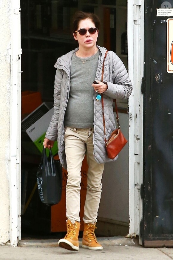 Exclusif - Lara Flynn Boyle fait un arrêt dans un magasin d'alcool à Los Angeles, le 3 janvier 2018.