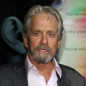Michael Douglas à la première de 'Flatliners' à l'hôtel Ace à Los Angeles, le 27 septembre 2017  People at the premiere of 'Flatliners' held at the Theatre at Ace hotel. September 27, 201727/09/2017 - Los Angeles