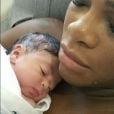 Serena Williams dévoile les premières photos de sa fille, et son prénom  Alexis Olympia Ohanian Jr, née le 1er septembre 2017. 