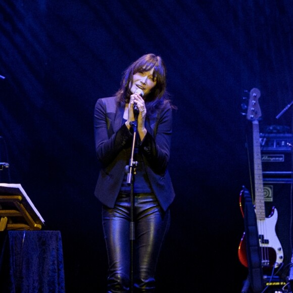 Carla Bruni en concert au Teatro Nuevo Apolo de Madrid le 10 janvier 2018.