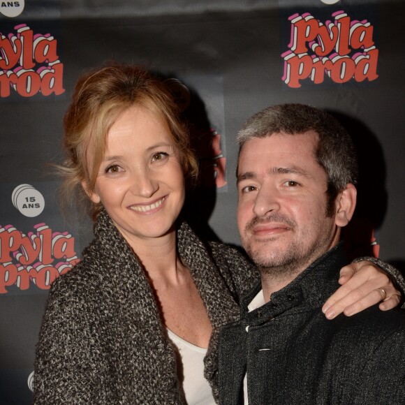 Le chanteur Grégoire et sa femme Eléonore de Galard - Soirée des 15 ans de "Pyla prod" au Vip Room à Paris le 22 février 2017. "Pyla prod" est une société de production audiovisuelle. © Rachid Bellak/Bestimage